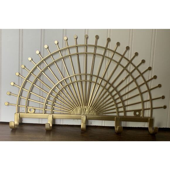 Sun Shaped Boho Key Rack Gold W 5 Hooks 15” X 8.5” 1.5” - Picture 4 of 4
